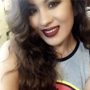 Meet your Posher, Raquel